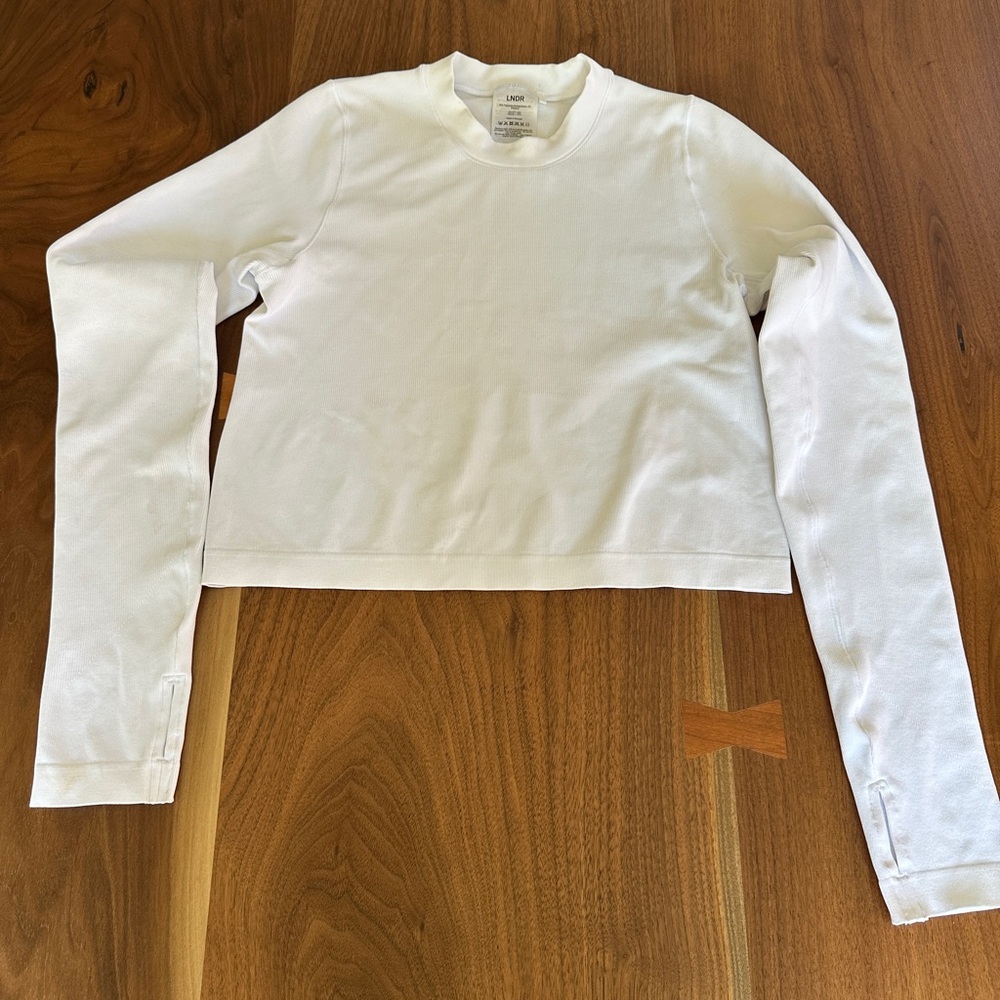 LNDR White Long-Sleeve Crop Top